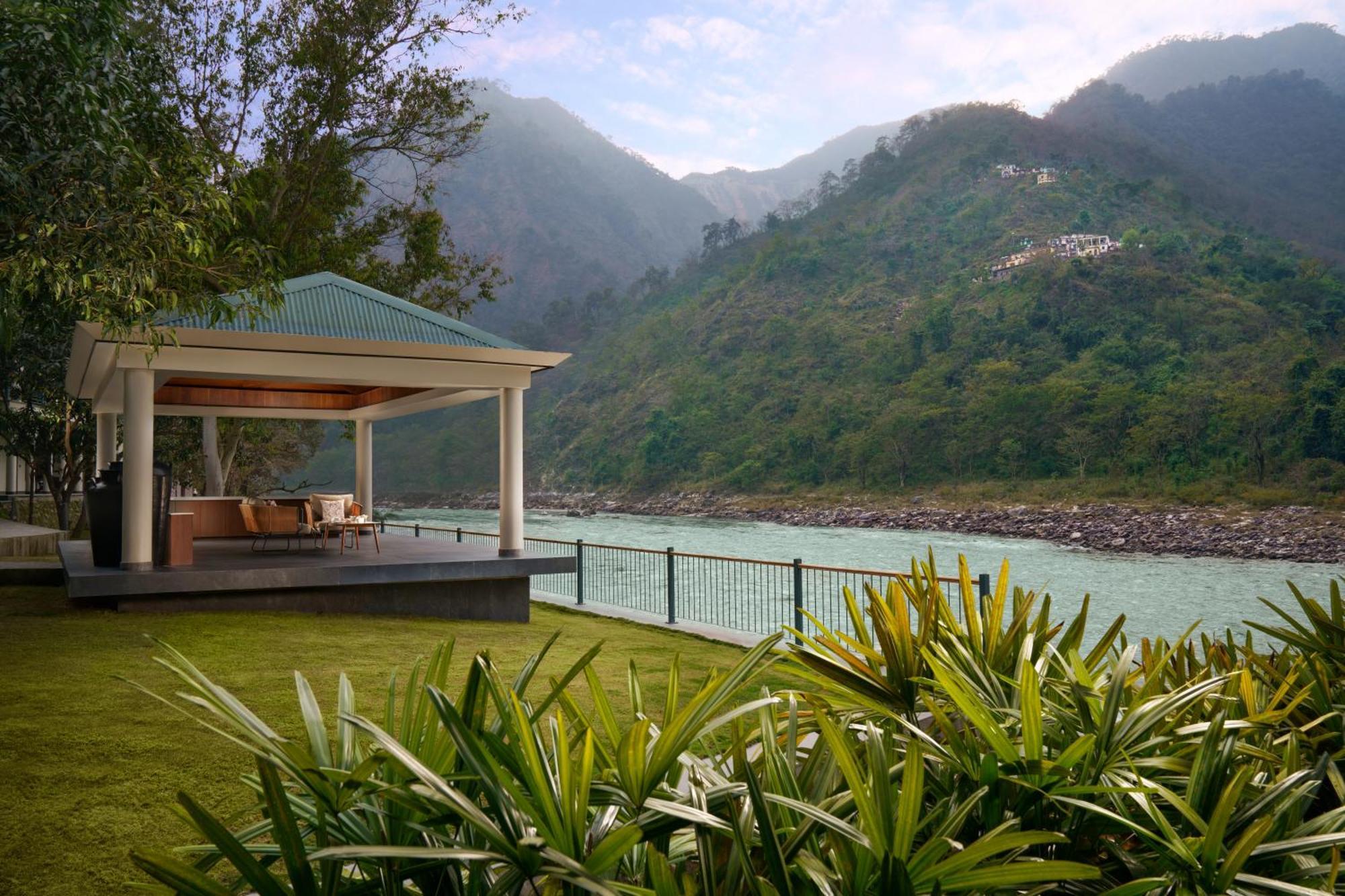 Anand Kashi By The Ganges Rishikesh - Ihcl Seleqtions Hotel Sirasu Bagian luar foto
