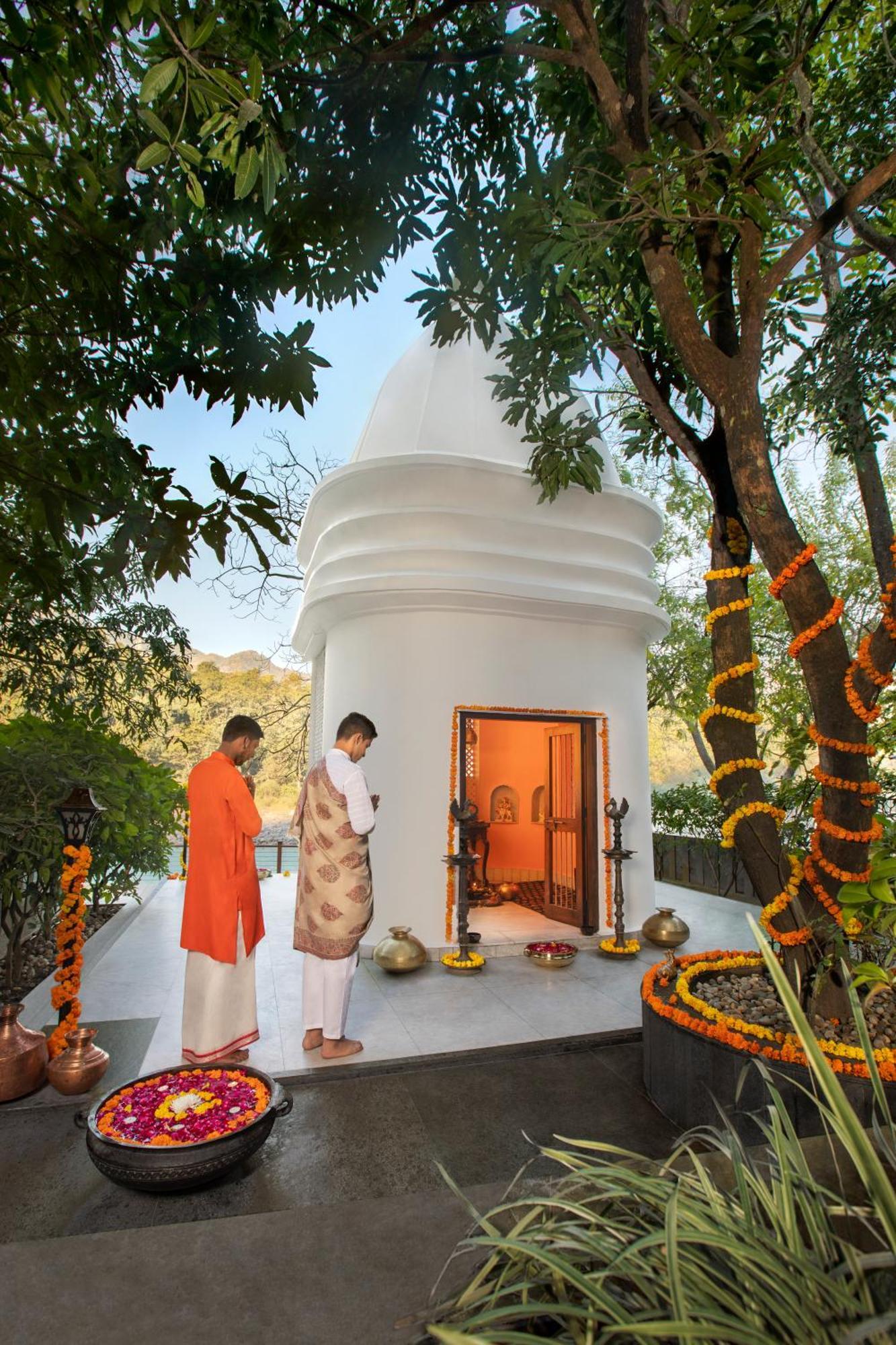 Anand Kashi By The Ganges Rishikesh - Ihcl Seleqtions Hotel Sirasu Bagian luar foto