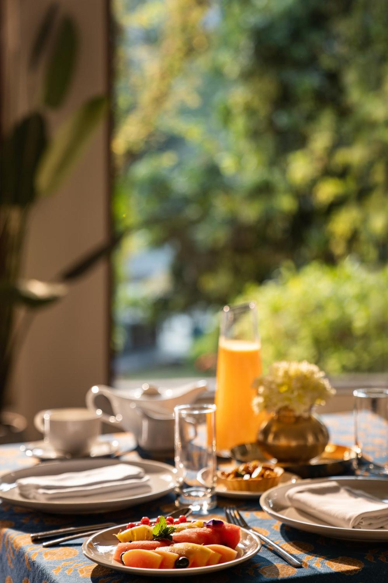 Anand Kashi By The Ganges Rishikesh - Ihcl Seleqtions Hotel Sirasu Bagian luar foto