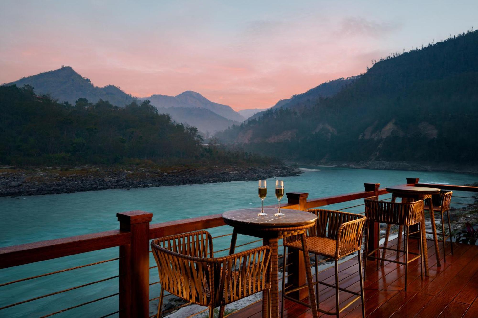 Anand Kashi By The Ganges Rishikesh - Ihcl Seleqtions Hotel Sirasu Bagian luar foto