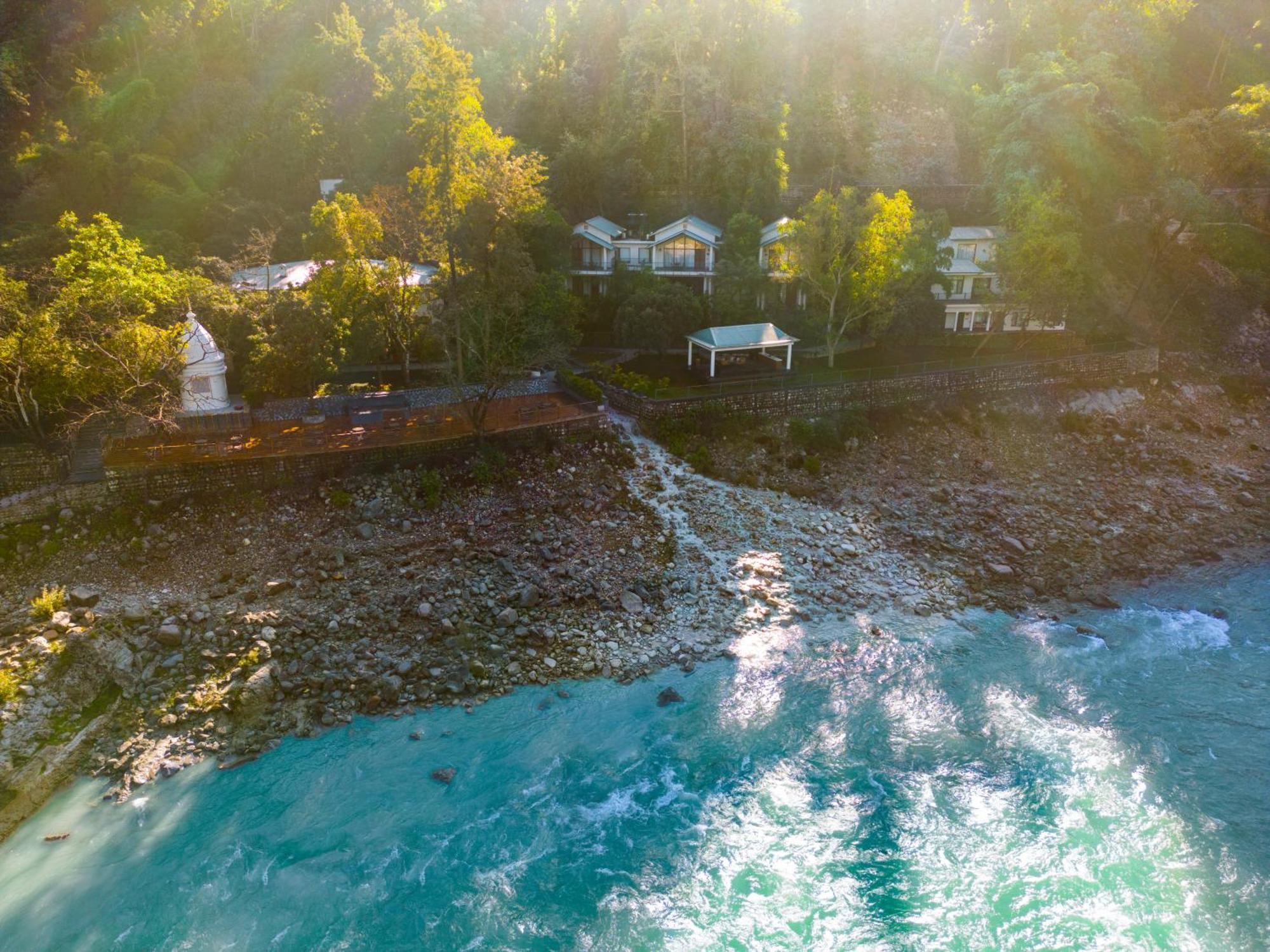 Anand Kashi By The Ganges Rishikesh - Ihcl Seleqtions Hotel Sirasu Bagian luar foto