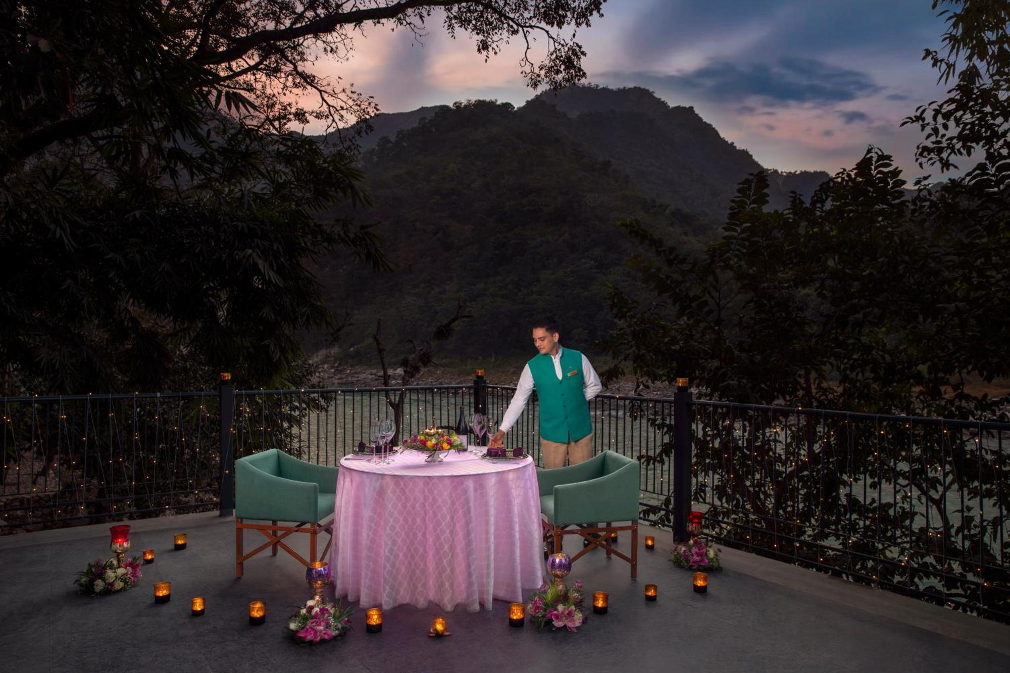 Anand Kashi By The Ganges Rishikesh - Ihcl Seleqtions Hotel Sirasu Bagian luar foto